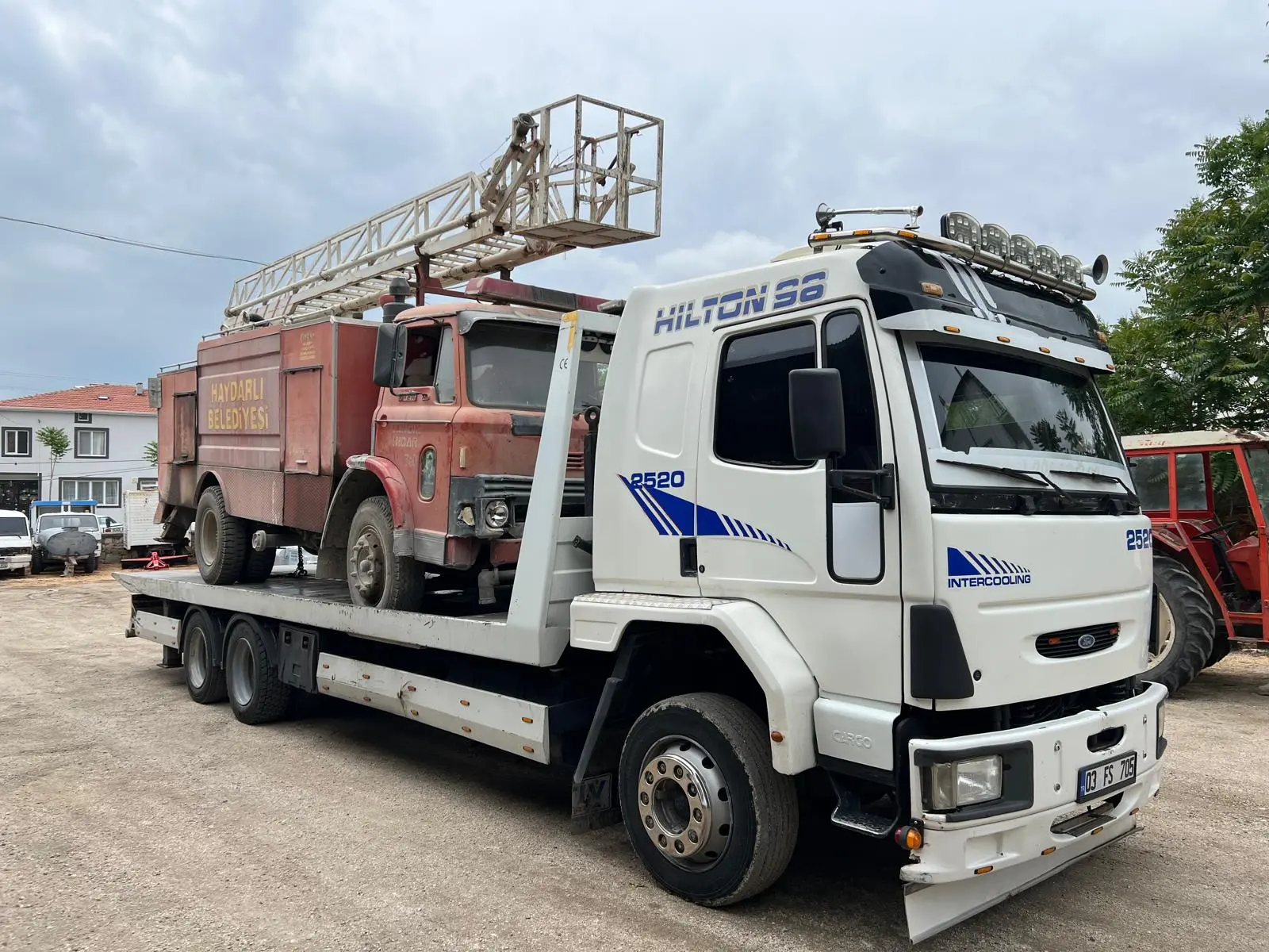 Ağır vasıta &ccedil;ekic