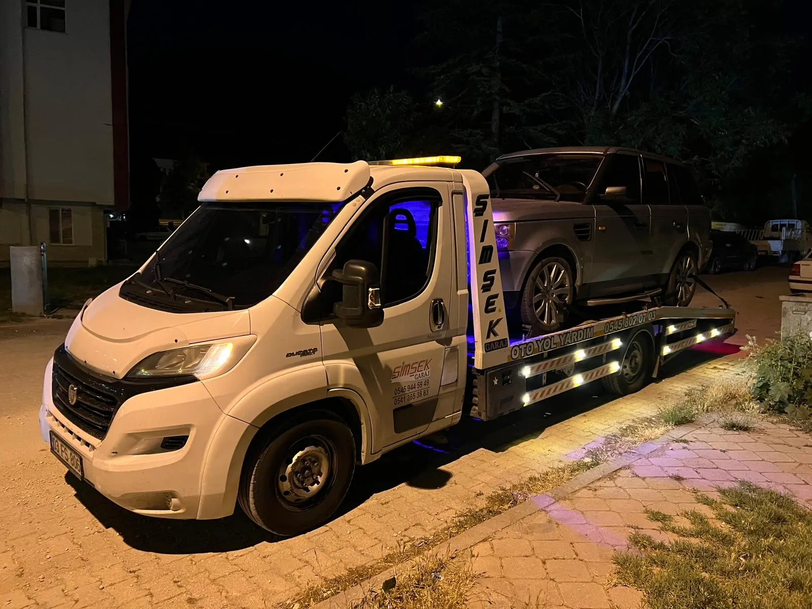 Yol yardım, dinar &ccedil;ekici