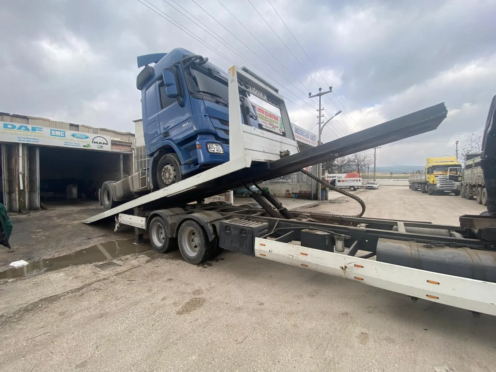 &Ccedil;ekiciye tır y&uuml;kleme, Yol yardım ve &ccedil;ekici hizmeti