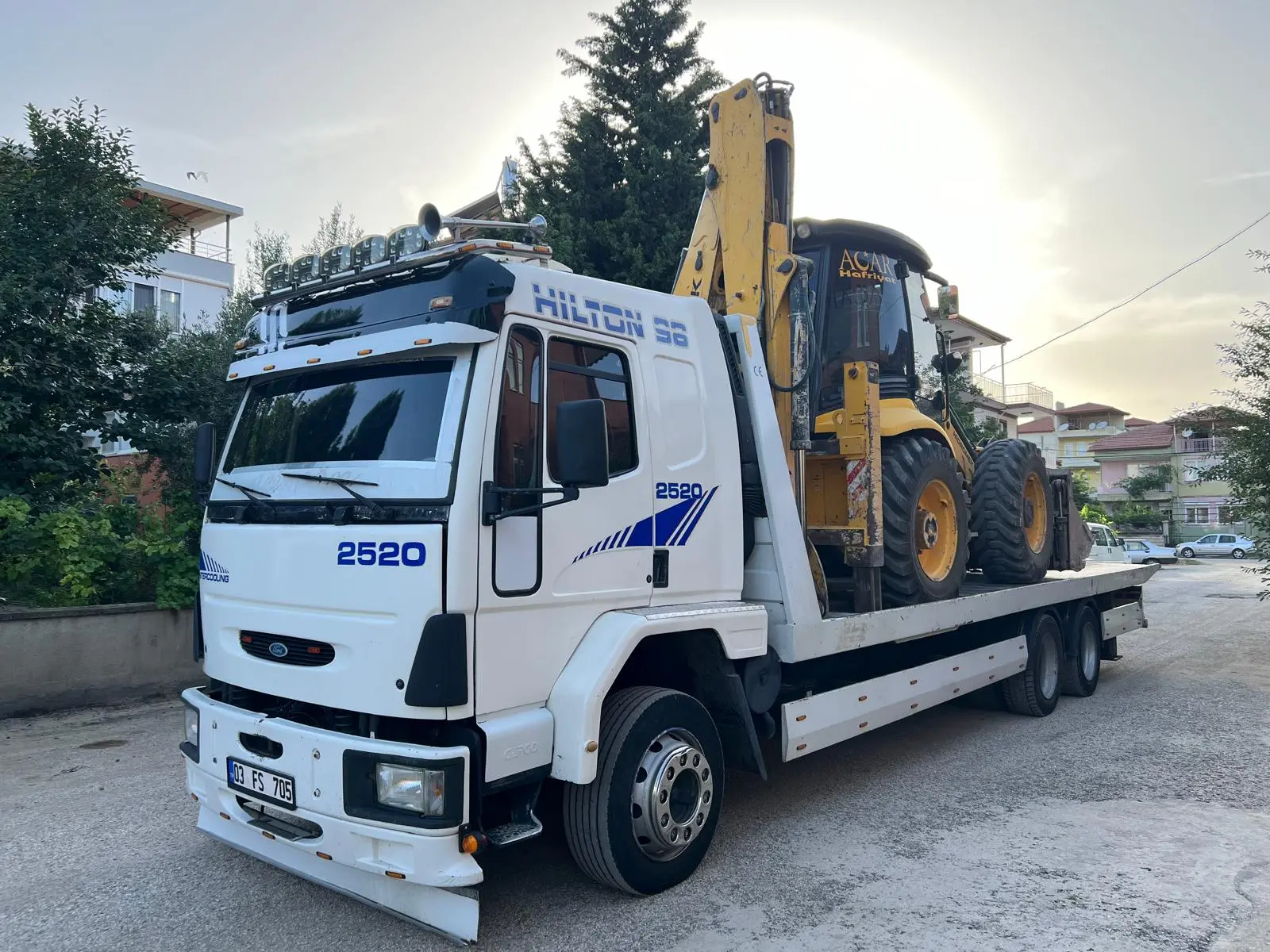 Kep&ccedil;e taşıma, B&uuml;y&uuml;k ara&ccedil;, Ağır vasıta ara&ccedil; taşıma hizmetleri